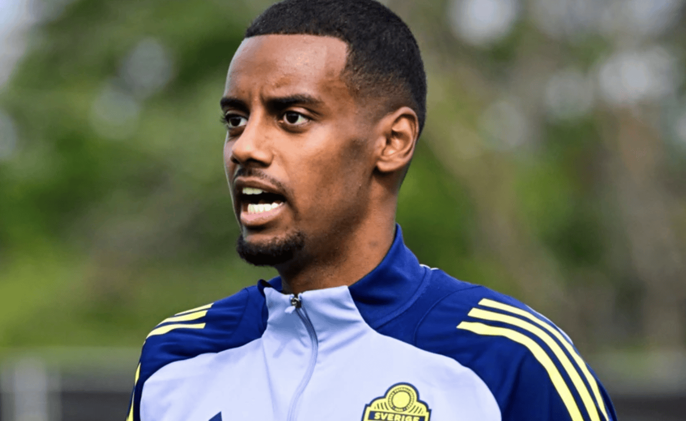 kaiyun体育官网-赛前切尔西备战亚冠；回应争议细节曝光；媒体盛赞；心理建设被强调(巴黎爆发大规模抗议为什么)