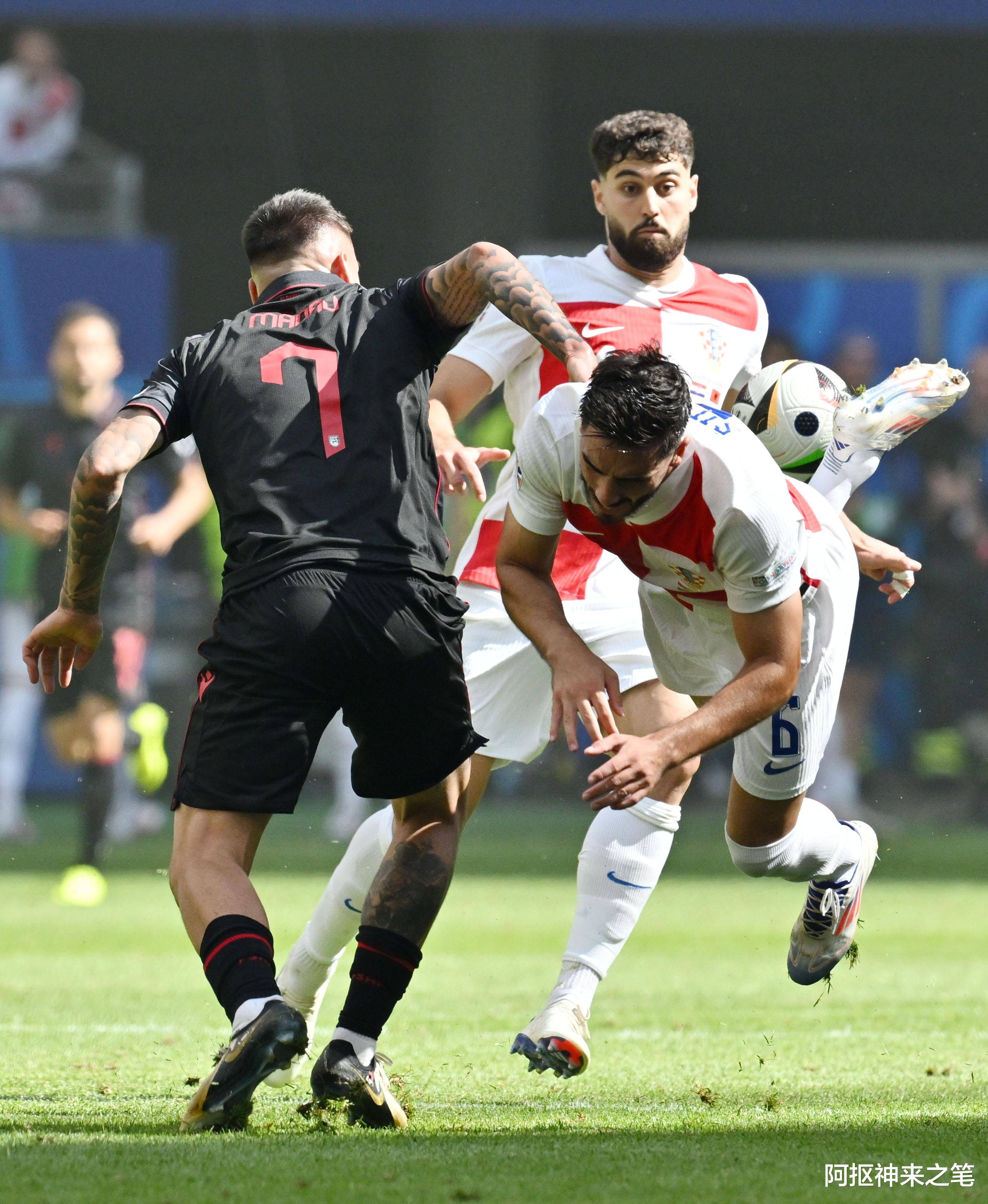 开云·体育官方网站-毕尔巴鄂竞技发布备战花絮，国际比赛日止住颓势，亚冠任务艰巨，高层口径保持一致(毕尔巴鄂竞技vs比利亚雷亚尔比赛分析)